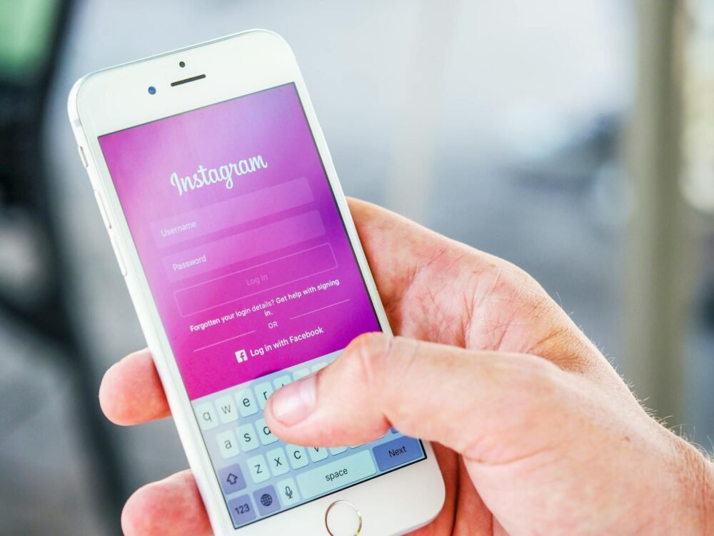 Old Instagram Algorithm vs New Instagram Algorithm 2024