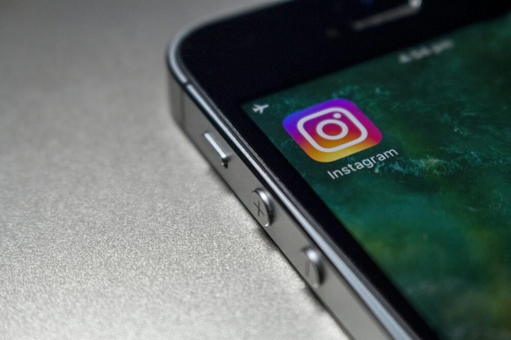 Swipe This Optimal Instagram Posting Schedule for Quick Growth